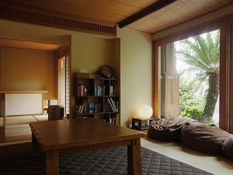 Historical Ryokan Hostel K's House Ito Onsen