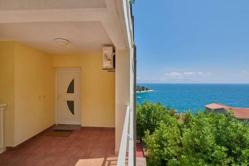 Apartamento House Helena 1968