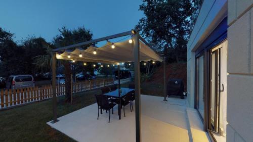 Remarkable 3-bedroom Apartment In Rabac