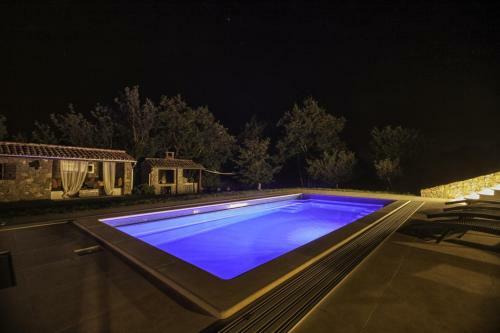 Poolhouse Roc (3458)