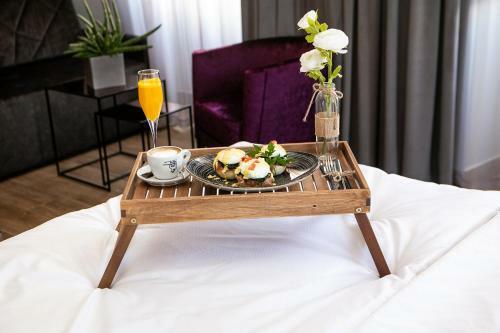 Hostal Teatro Suite & Rooms