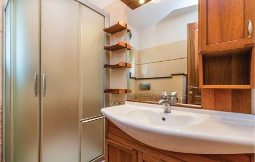 Two-bedroom Holiday Home In Rijeka