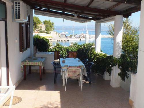 Apartments Ivan - 5 M From The Sea