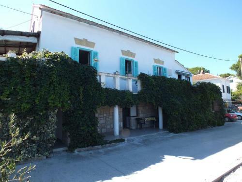Apartments Ivan - 5 M From The Sea