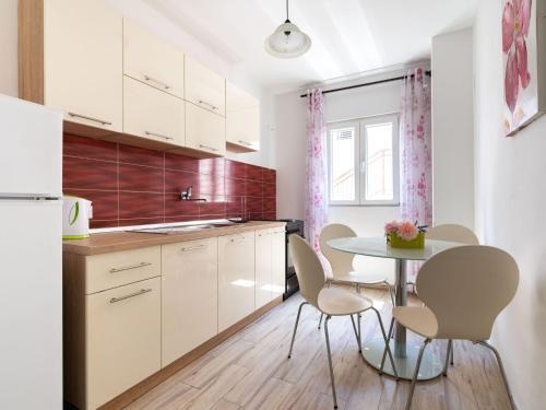 Simplistic Apartment In Rogoznica Near Sea Beach