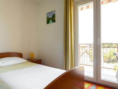 Simplistic Apartment In Rogoznica Near Sea Beach