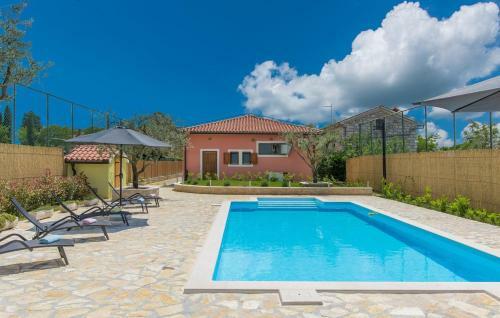 Spacious Villa Perkovic With Private Pool And Jacuzzi