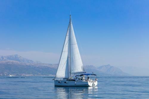 Beneteau Oceanis 38.1.- Anima Maris II