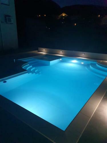 Apartments Villa Salona Sky