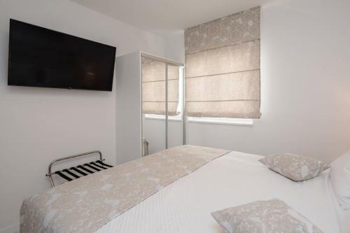 S Luxury Apartments