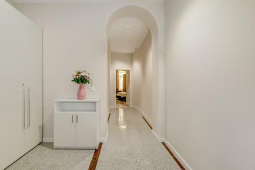 Royal Theatre Apartments