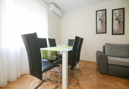 Apartment Snjezanal- In The Center