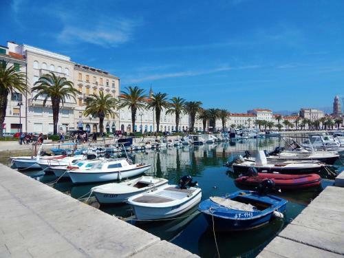 A2 - Apartment In The Very Heart Of Split