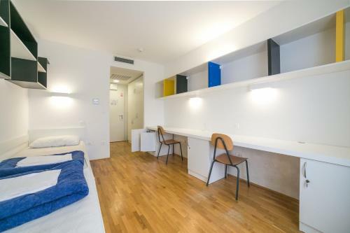 Albergue Rooms Kampus