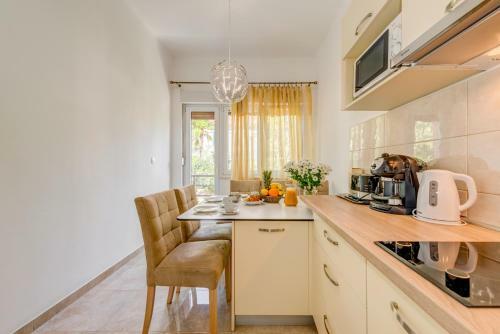 Villa Lct Holiday Home Florentina