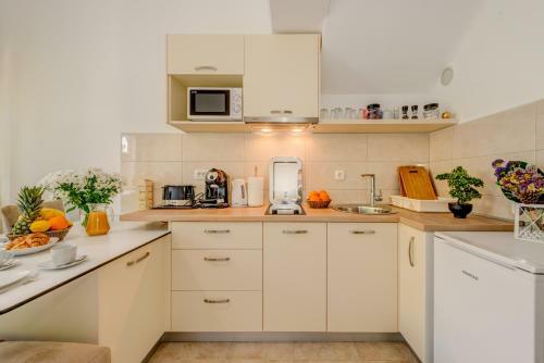 Villa Lct Holiday Home Florentina