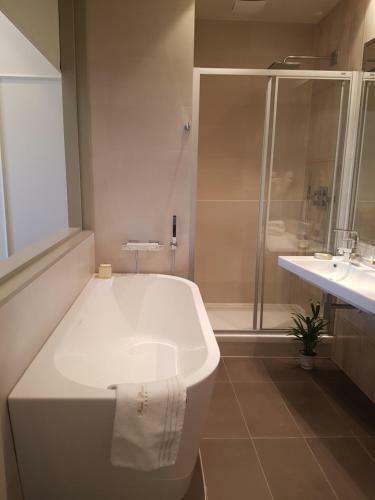 Hostal Riva Palace