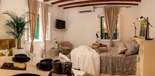 Luxury Apartment Pjaca Split In The Center Of Split