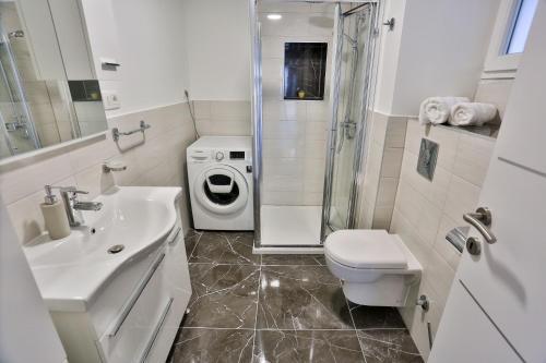 Impeccable 3-bed Apartment In Split