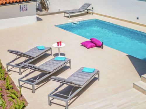 Luxurious Villa In Labin With Garden