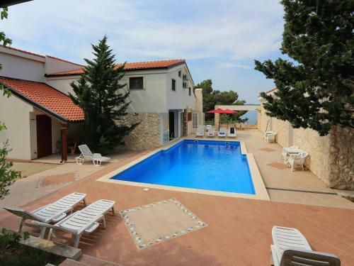 Spacious Holiday Home In Starigrad With Swimming Pool