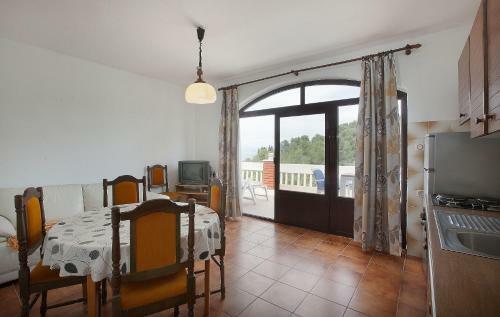 Apartments Star - With Swimming Pool