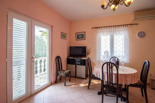 Apartments Mari-peaceful And Quiet