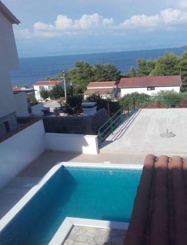 Apartments Rina - With Pool