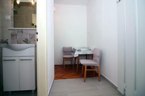 Apartamento Studio In Tisno With Wifi