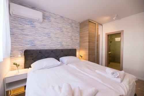 Hostal Luxury Apartments Loma