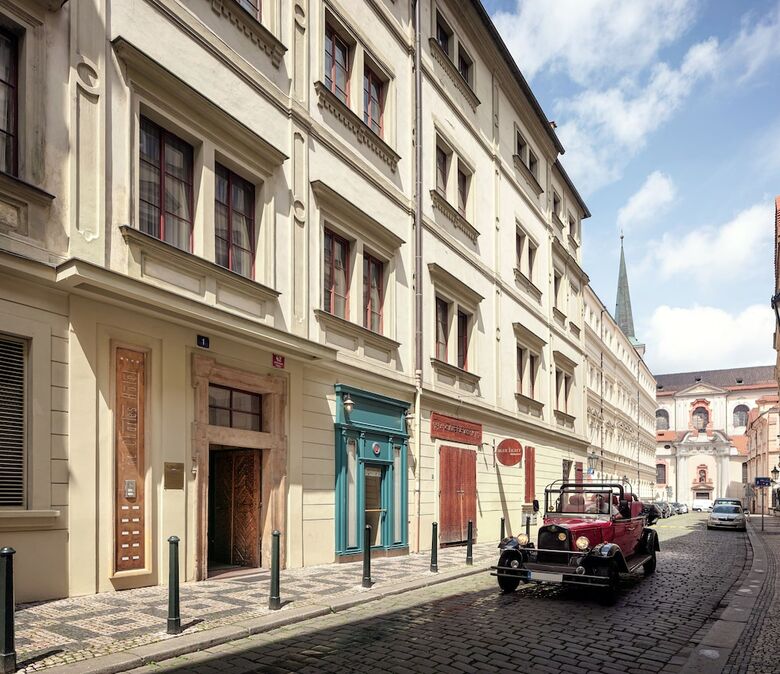 The Charles Hotel