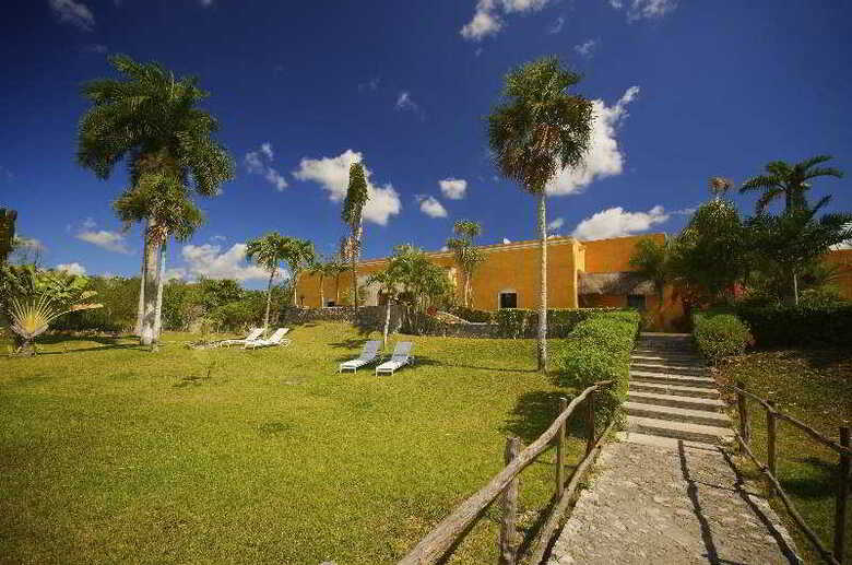 The Iron Gate Hotel & Suites