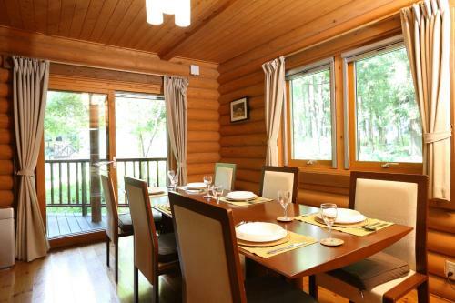 Villa Big Bear Chalets & Apartments