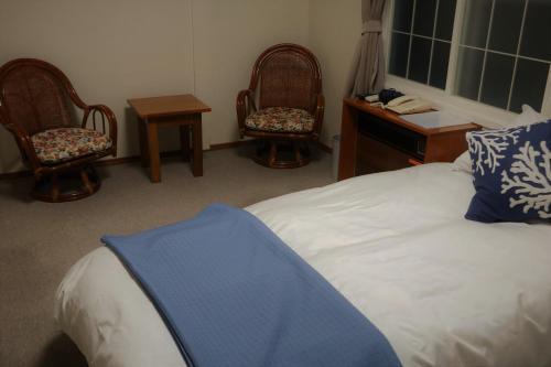 Bed & Breakfast Resort Inn White Silver