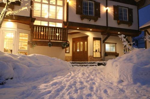 Bed & Breakfast Resort Inn White Silver