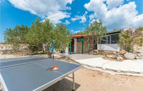Three-bedroom Holiday Home In Tkon