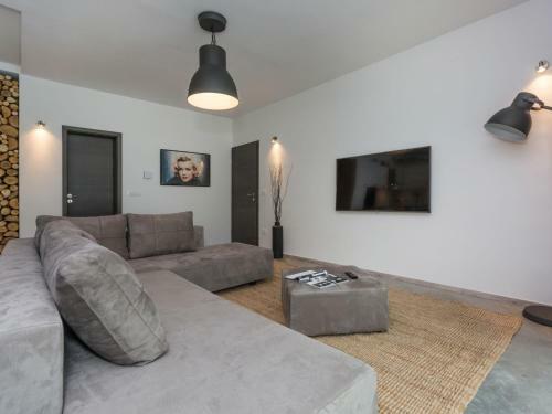 Holiday Home Villa Danica