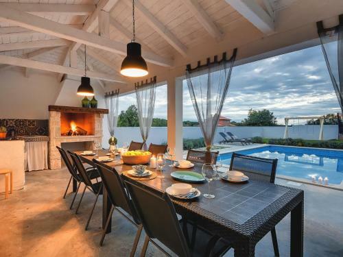 Holiday Home Villa Danica