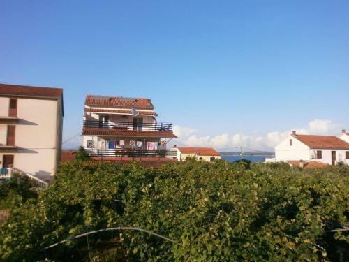 Apartments Rado - Close To The Sea