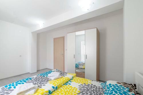 Hostal Apartments Paola