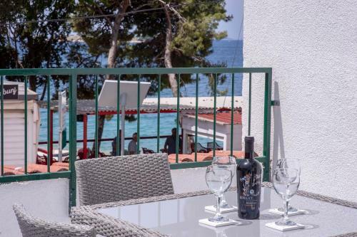 Hostal Apartments Paola