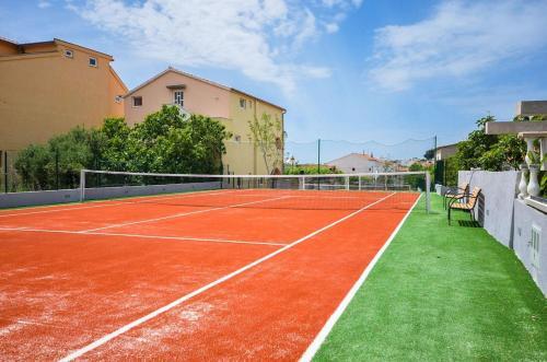 House Pool & Sport Holiday Complex