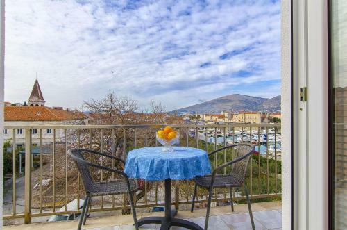 Apartments And Rooms Iva