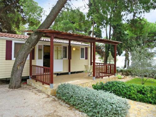 Holiday Home Camp Rozac - Tgr215