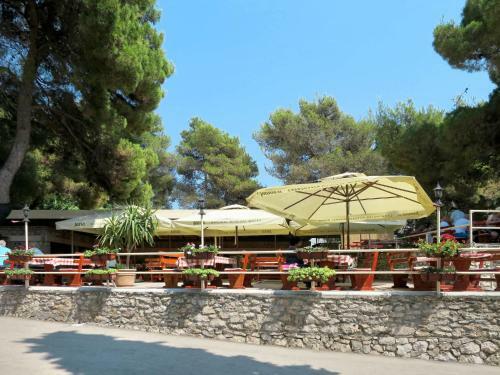 Holiday Home Camp Rozac - Tgr215