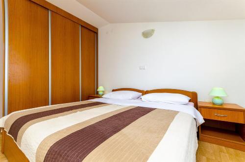 Apartments Krusica