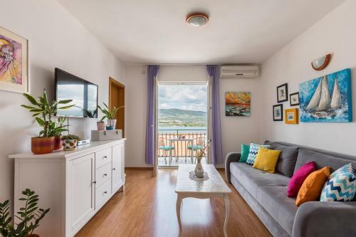 Apartments Ani - Great Sea View