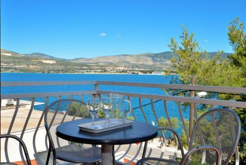 Apartamento D - Large Apt With Big Terrace Next To The Beach
