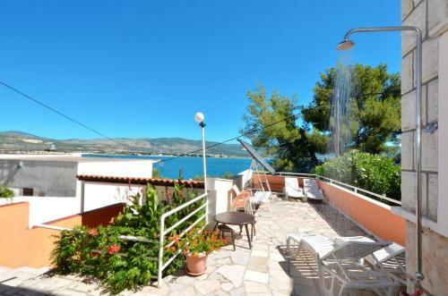 Apartamento D - Large Apt With Big Terrace Next To The Beach
