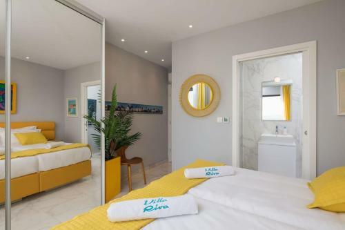 Luxury Villa Riva With Infinity Pool